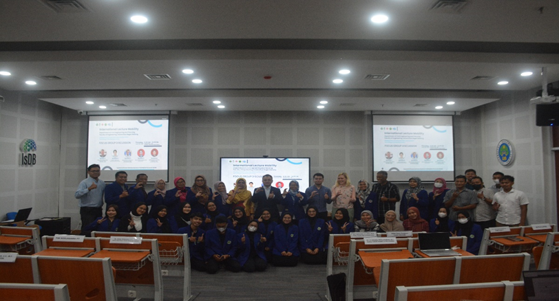 Kuliah Tamu “Future Data Science for Sustainability Development In Developing Country University of Leeds”